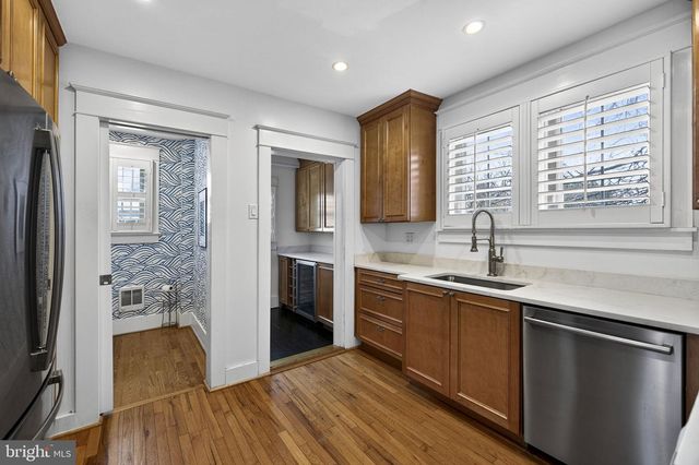 154 MONTAGUE AVE, Winchester, VA 22601