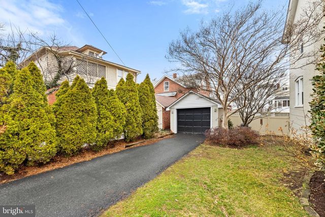 154 MONTAGUE AVE, Winchester, VA 22601