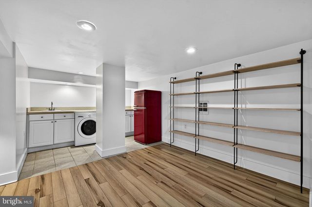 154 MONTAGUE AVE, Winchester, VA 22601