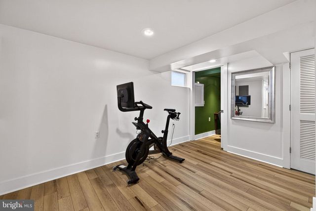 154 MONTAGUE AVE, Winchester, VA 22601