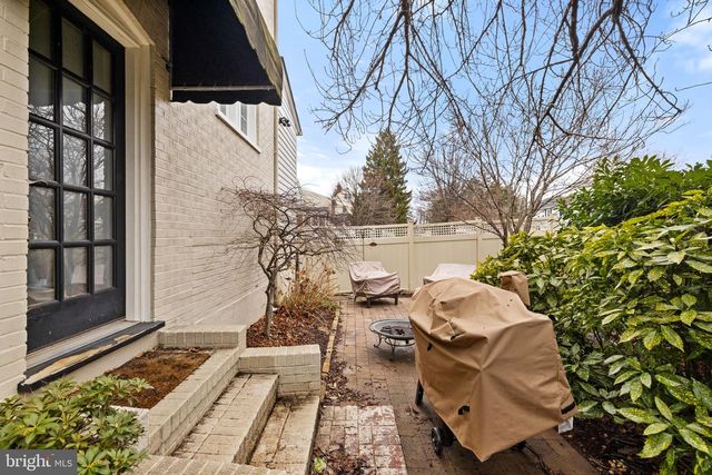 154 MONTAGUE AVE, Winchester, VA 22601