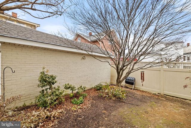 154 MONTAGUE AVE, Winchester, VA 22601