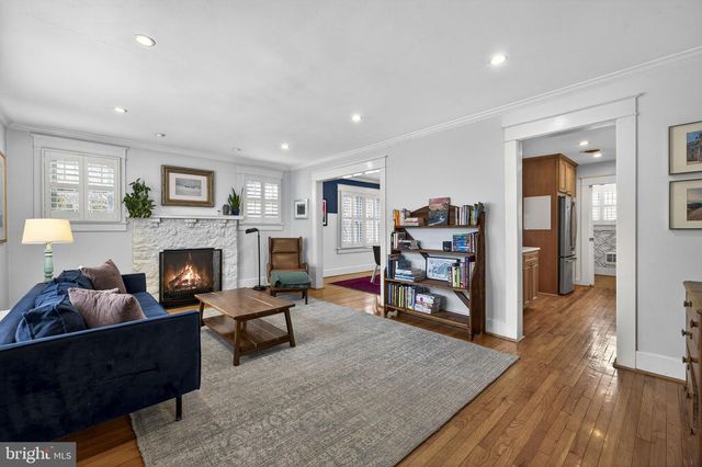 154 MONTAGUE AVE, Winchester, VA 22601