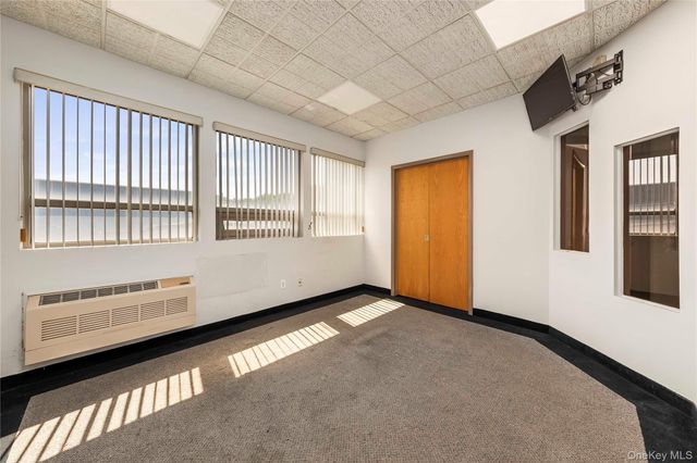 12-19 37th Avenue, Long Island City, NY 11101