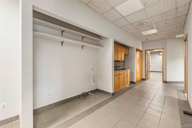 12-19 37th Avenue, Long Island City, NY 11101