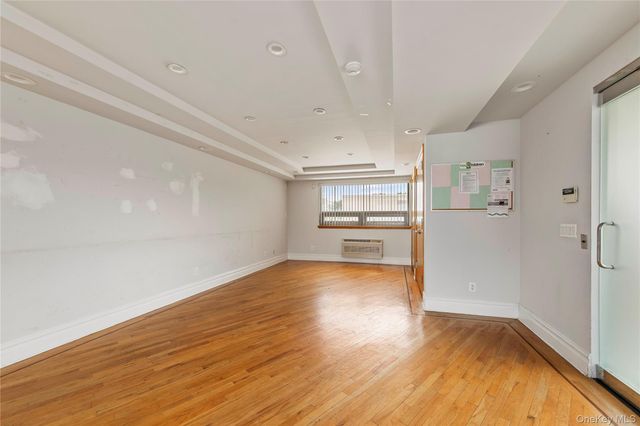 12-19 37th Avenue, Long Island City, NY 11101