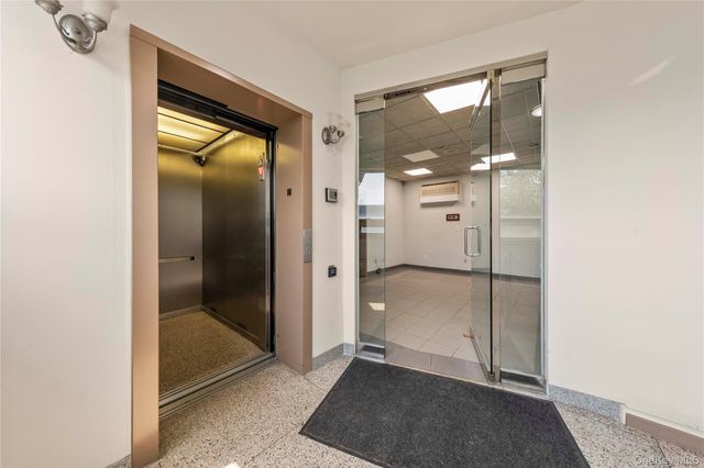 12-19 37th Avenue, Long Island City, NY 11101