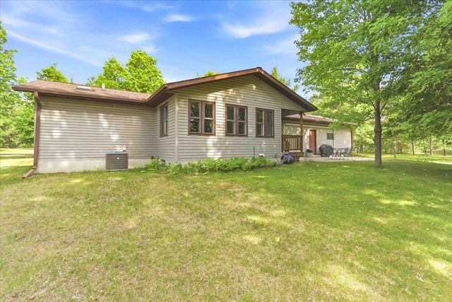 489 16th Avenue, Nekoosa, WI 54457