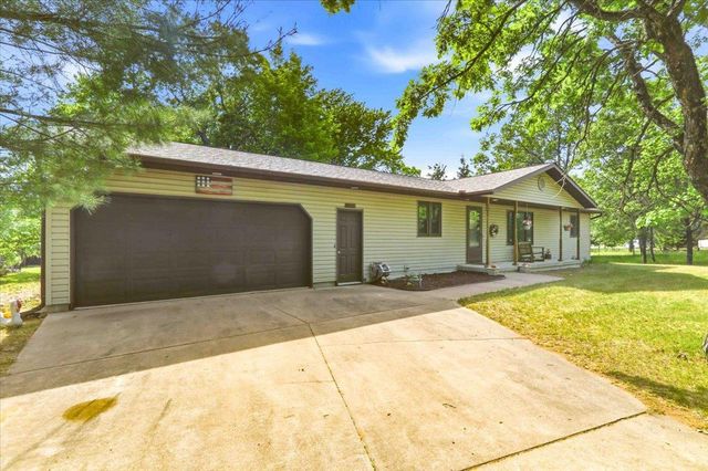 489 16th Avenue, Nekoosa, WI 54457