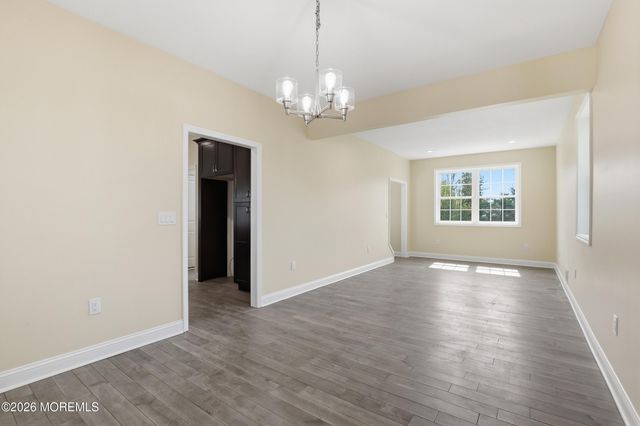 13 Laketree Court, Manchester, NJ 08759
