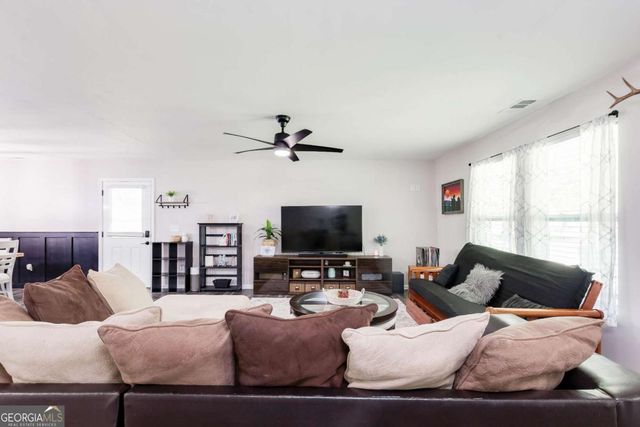 608 WAYSIDE Road NE, Rome, GA 30161