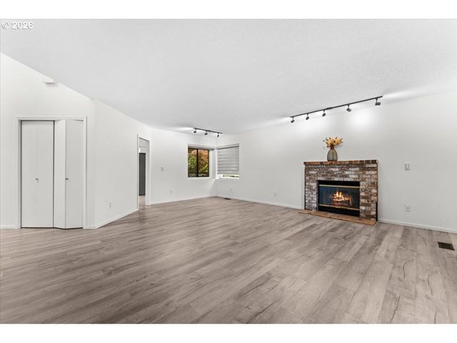 1280 Nw 175TH Pl, Beaverton, OR 97006