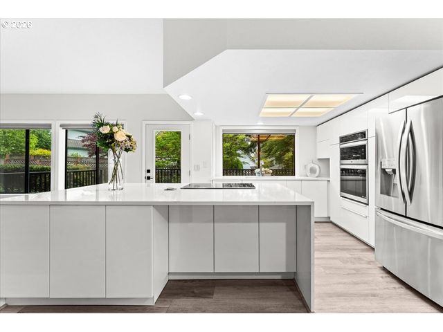 1280 Nw 175TH Pl, Beaverton, OR 97006