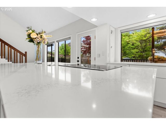 1280 Nw 175TH Pl, Beaverton, OR 97006
