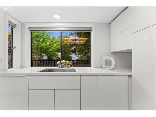 1280 Nw 175TH Pl, Beaverton, OR 97006