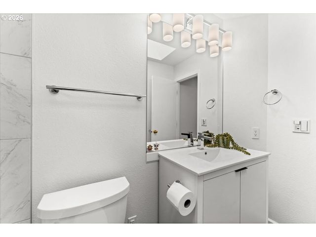 1280 Nw 175TH Pl, Beaverton, OR 97006