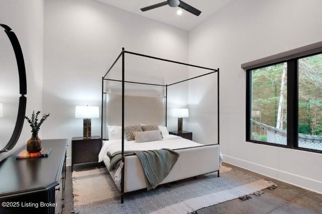 7734 Woodbridge Hill Ln, Prospect, KY 40059
