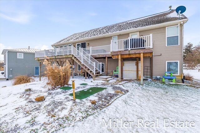 2899 Loehrs Landing Drive, Hastings, MI 49058