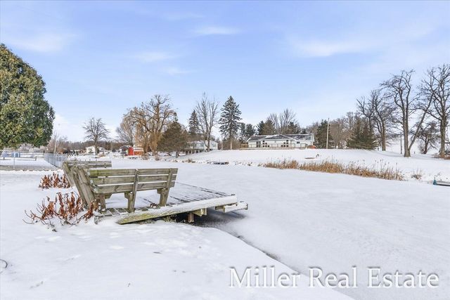 2899 Loehrs Landing Drive, Hastings, MI 49058