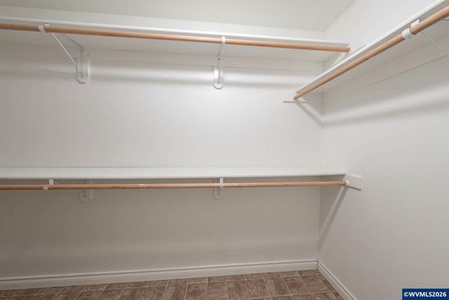 652 NW Jasper St, Dallas, OR 97338