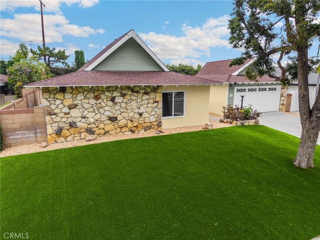 5255 E Bergh Drive, Anaheim, CA 92807
