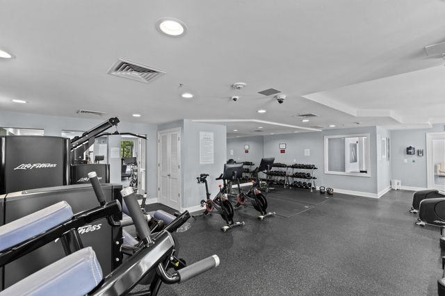 255 Evernia Street 1518, West Palm Beach, FL 33401