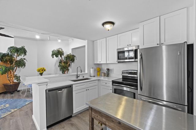 255 Evernia Street 1518, West Palm Beach, FL 33401