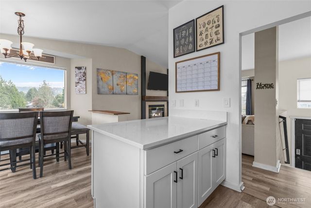 341 2nd Avenue SE, Pacific, WA 98047