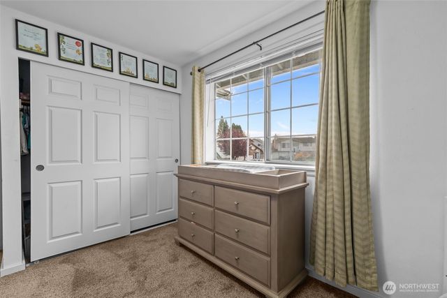 341 2nd Avenue SE, Pacific, WA 98047