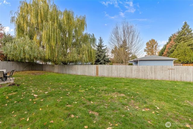 341 2nd Avenue SE, Pacific, WA 98047