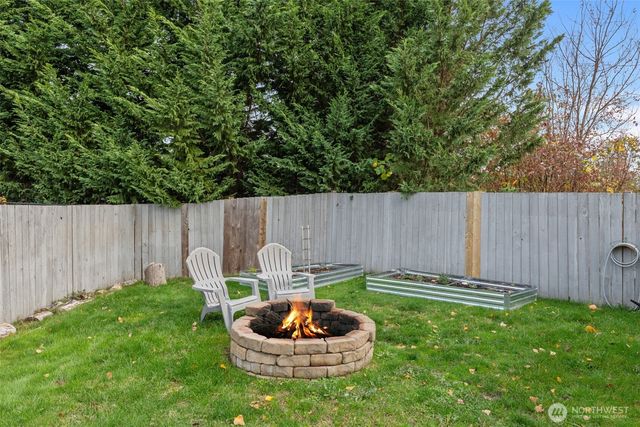 341 2nd Avenue SE, Pacific, WA 98047