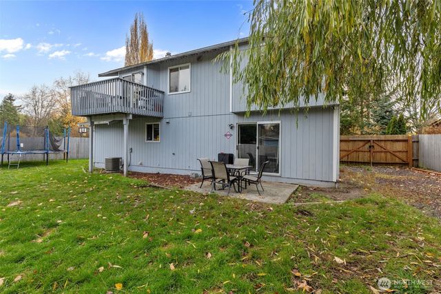 341 2nd Avenue SE, Pacific, WA 98047