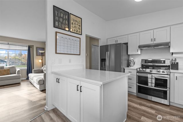 341 2nd Avenue SE, Pacific, WA 98047