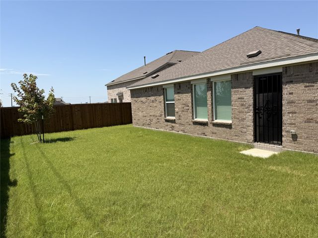 7808 Marion Downs Trail, Pilot Point, TX 76258