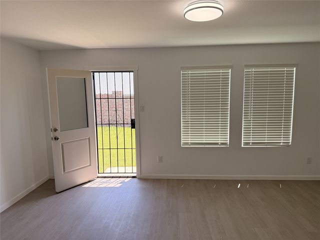 7808 Marion Downs Trail, Pilot Point, TX 76258