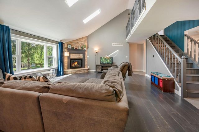 N71W23321 Good Hope ROAD, Sussex, WI 53089