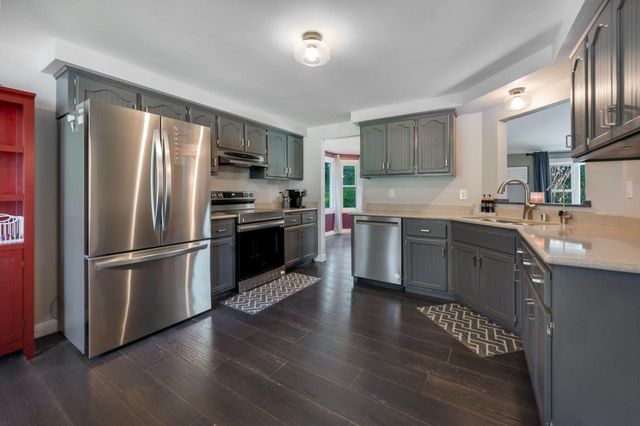N71W23321 Good Hope ROAD, Sussex, WI 53089