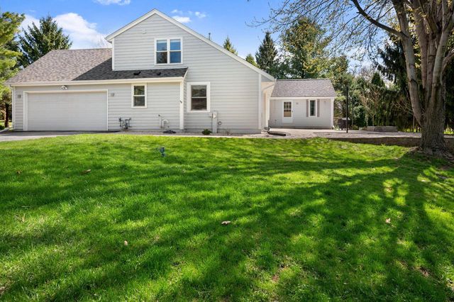N71W23321 Good Hope ROAD, Sussex, WI 53089