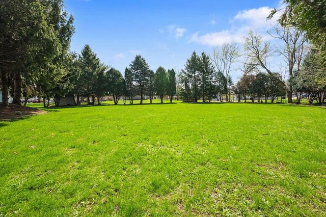 N71W23321 Good Hope ROAD, Sussex, WI 53089