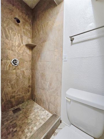 6637 Avenue T, Houston, TX 77011