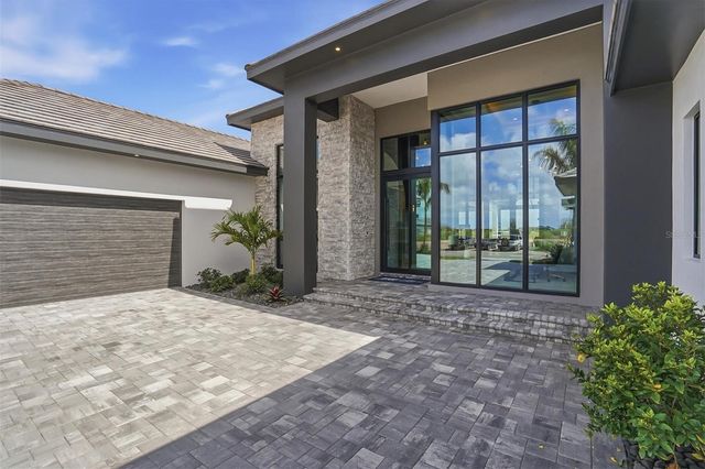262 CRYSTAL WATERS DRIVE, Sarasota, FL 34240
