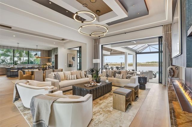 262 CRYSTAL WATERS DRIVE, Sarasota, FL 34240