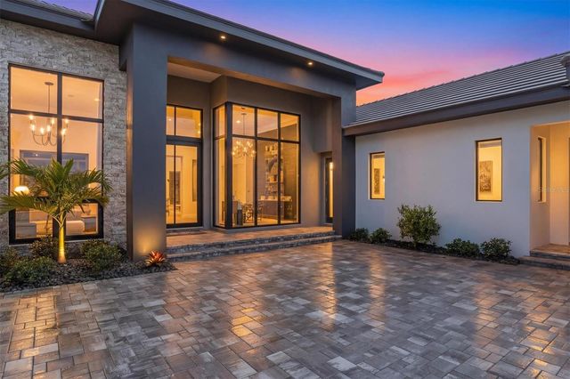 262 CRYSTAL WATERS DRIVE, Sarasota, FL 34240