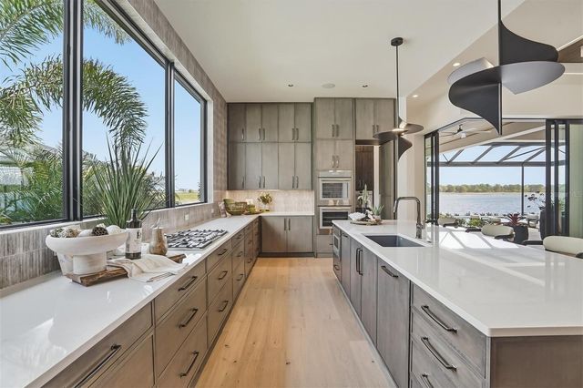 262 CRYSTAL WATERS DRIVE, Sarasota, FL 34240