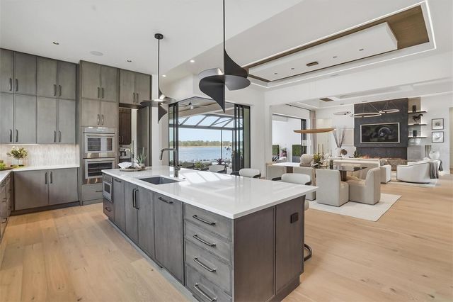 262 CRYSTAL WATERS DRIVE, Sarasota, FL 34240