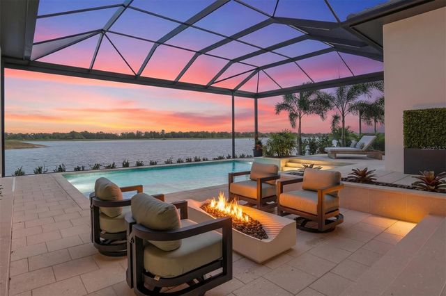 262 CRYSTAL WATERS DRIVE, Sarasota, FL 34240