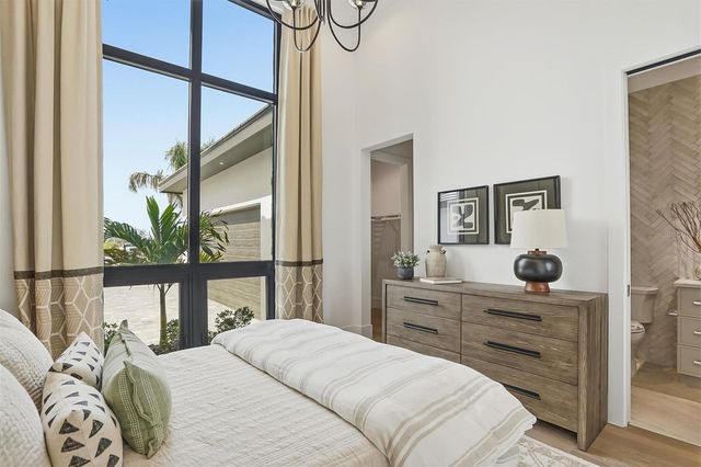 262 CRYSTAL WATERS DRIVE, Sarasota, FL 34240