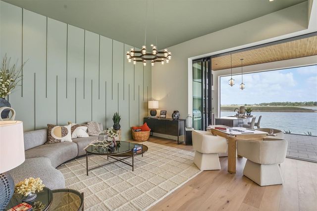 262 CRYSTAL WATERS DRIVE, Sarasota, FL 34240