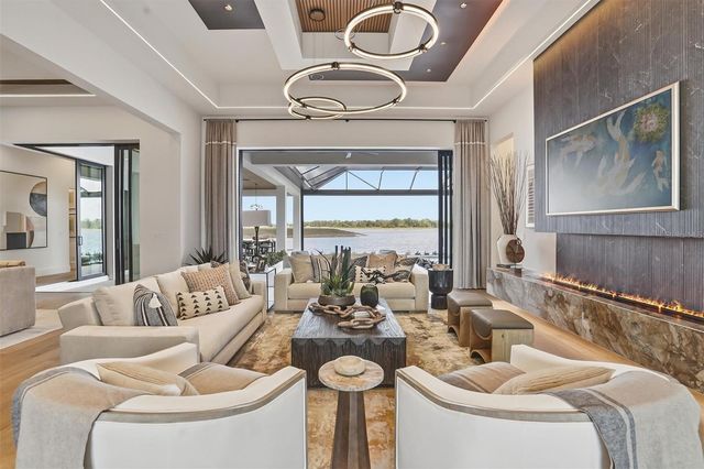 262 CRYSTAL WATERS DRIVE, Sarasota, FL 34240