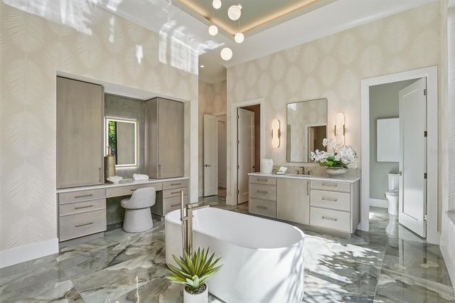 262 CRYSTAL WATERS DRIVE, Sarasota, FL 34240